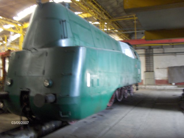 Steam locomotive: v max. 168 km/h