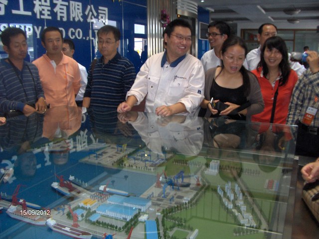 Presentation of COSCO (Dalian) SHIPYARD.